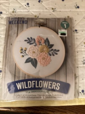 Leisure Arts Embroidery Project. Wildflowers. With Hoop. New. Sealed.