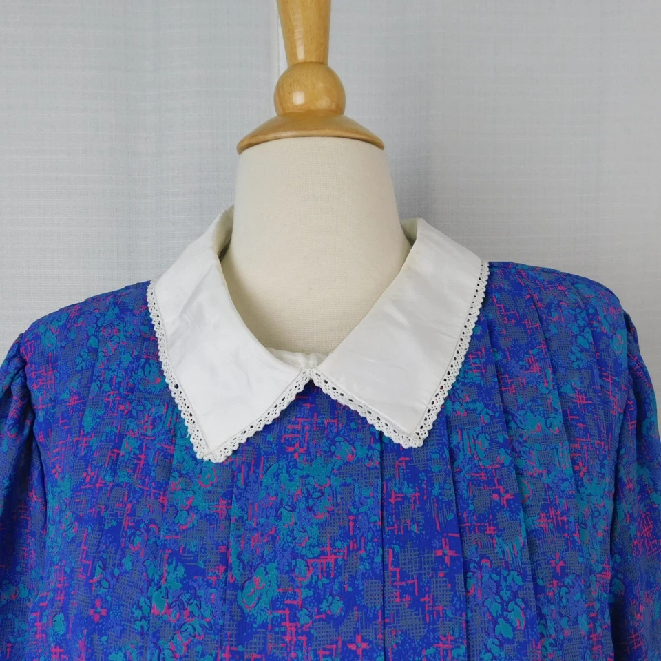 Vintage años 80 B.G.B. Vestido midi plisado con cinturón Cottagecore 12, azul floral #4841 Foto 4 de 4