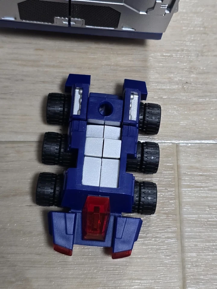 Transformers FansProject Parallax TFX-02 G3 Optimus Prime TRAILER - Image 4 of 4