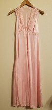 VINTAGE VAN RAALTE LONG PINK NIGHTGOWN SATIN LACE TRIM USA MADE XS