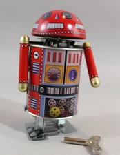 ANGEBOT Blechspielzeug Robo Cop space Weltraum Schlüsselaufzug Roboter Nostalgie