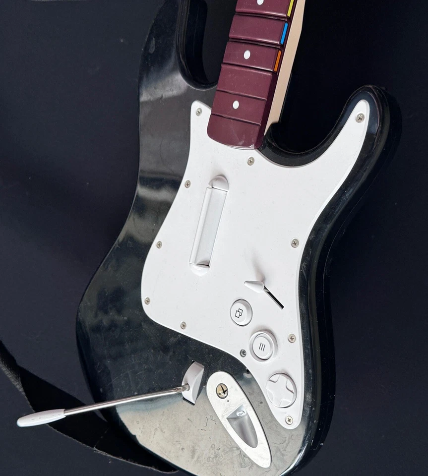 XBOX One Rock Band 4 Wireless Guitar Fender Stratocaster Tested Model 91161 - Image 2 of 3