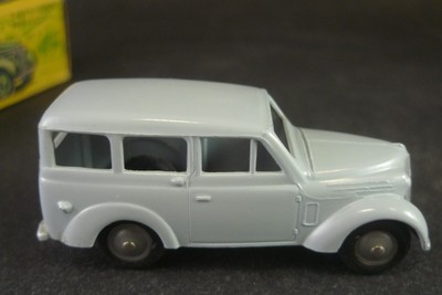 CIJ - Échelle 1/43 - Renault Dauphinoise break 300kg 1956