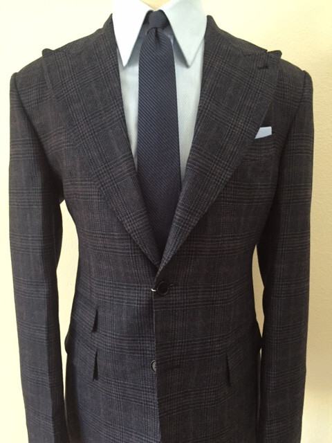 Navy blue super 150 Cerruti fall wool suit/5 inch wide peak lapel