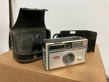 Vintage Kodak Instamatic 104 Camera With Leather Case