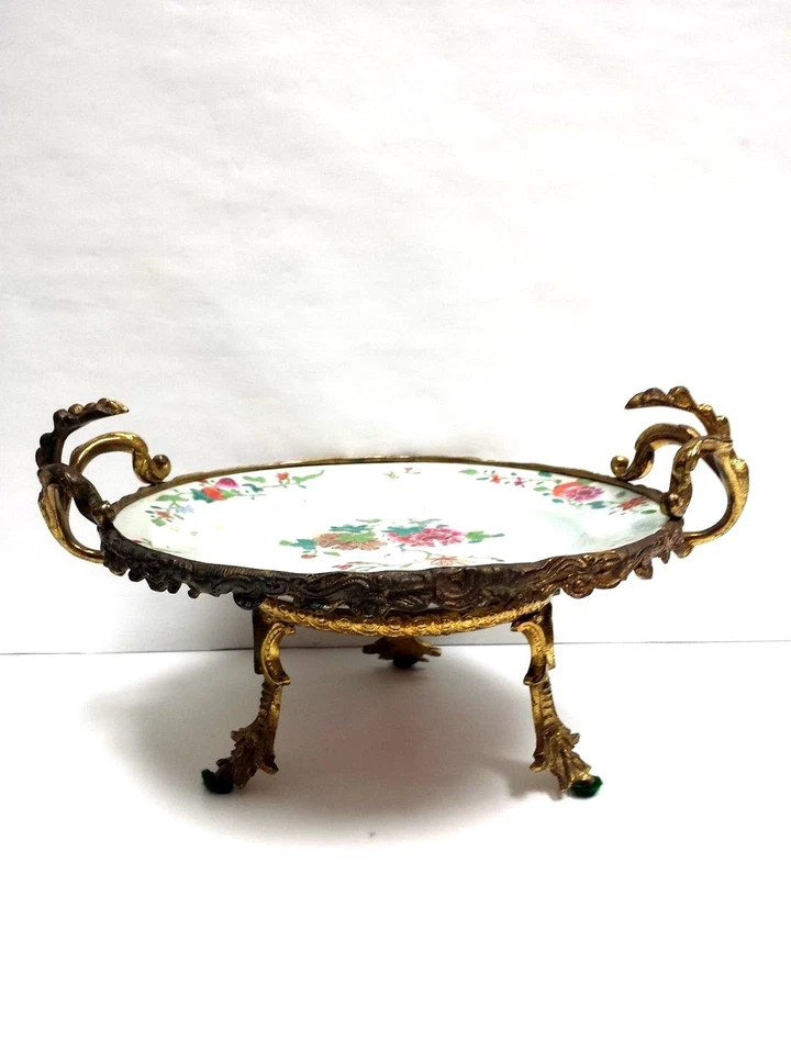 Antigua placa rosa familiar europea esmaltada pintada a mano marco de bronce deslizado Foto 2 de 4