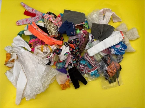 Vintage Barbie And Friends  Doll Clothing Lot (1200)