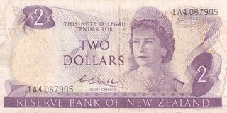 #Reserve Bank of New Zealand 2 Dollars 1967 P 164 aVF Qn. Elizabeth II