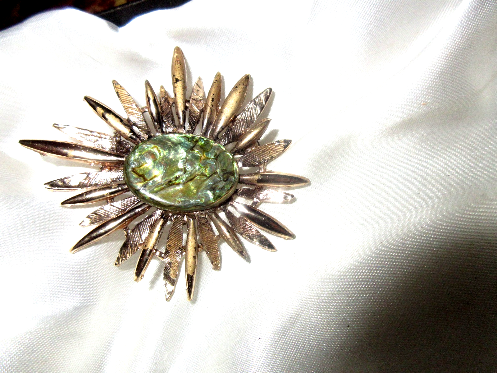 Picture 2 of 4