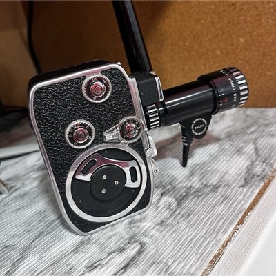 Near Mint! Bolex B8l 8mm with a Som Berthiot Cinor 40 lens with a viewfinder!