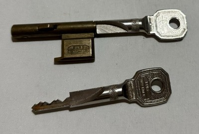 Vintage Burg Wachter Key Lock Keyhole Furniture Door Lock Blocker