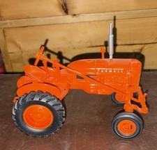 1/16 Diecast Ertl Case IH McCormick Deering F...