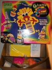 Sand Creations Glowing Sand Critters Building Kit
