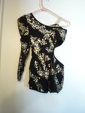 SKATE-PAGEANT-DANCE LEOTARD-CHILD LG-14-BLACK-SEQUINS LAYER-ONE ARM-OPEN SIDE