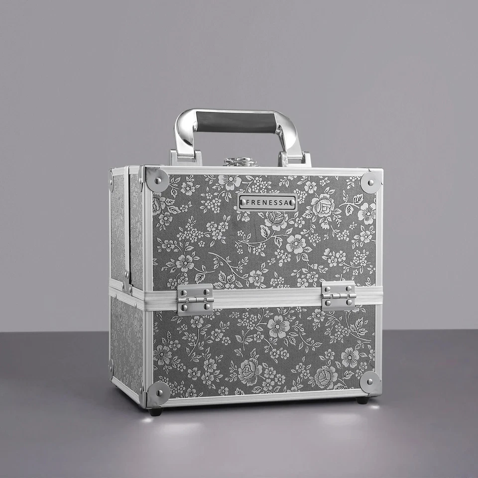 Professional Aluminum Cosmetic Case With Lock For Lash Extension Extension case - Image 2 of 4