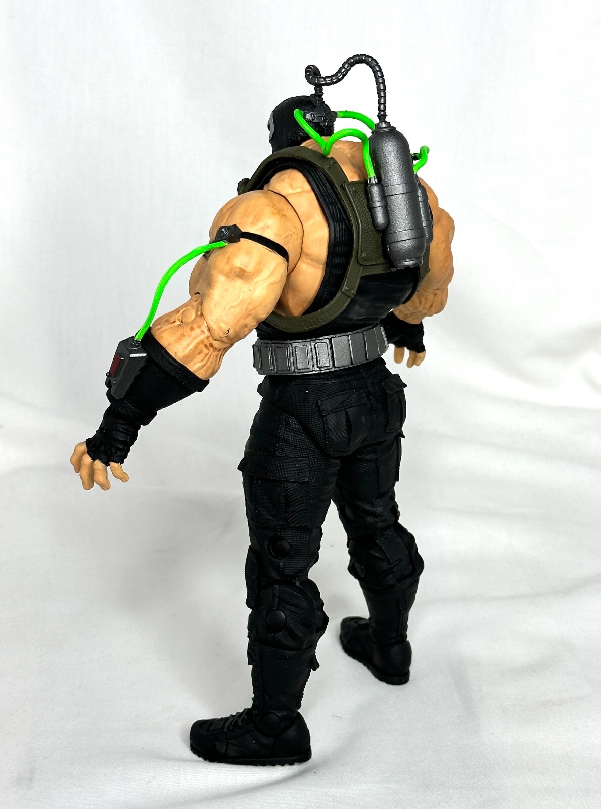 McFarlane Toys Bane Megafig DC Comics Multiverse Batman villain action