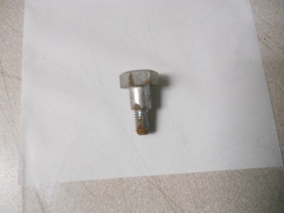 NOS 6MM Bolt Fits: Kawasaki 70-75 G4TR 72-75 G5 78-80 KZ1000 92003