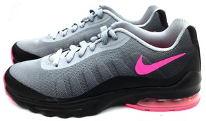 junior nike air max invigor