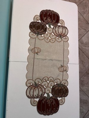 Embroidered Pumpkin Fall Table Runner (0489)