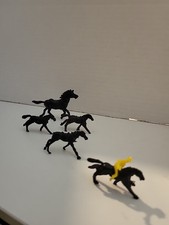 Lot Of 5 Tiny Vintage Plastic Horse's One With Cowboy