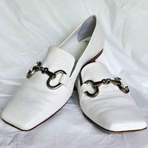 BeautiSoles by Robyn Shreiber White Leather Square Toe Horsebit Loafers 9B
