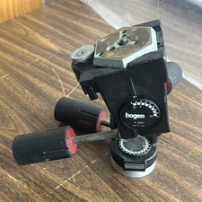 Bogen 3047 tripod head 2