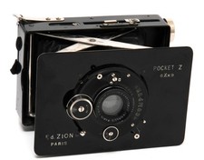 @ Ed. ZION Pocket Z Strut folding camera w. Hermagis Paris Anastigmat 4,5/90mm