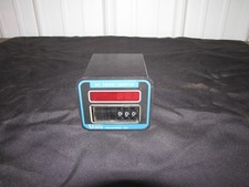 VORNE INDUSTRIES 215-31-SL-R-12 PRESET COUNTER