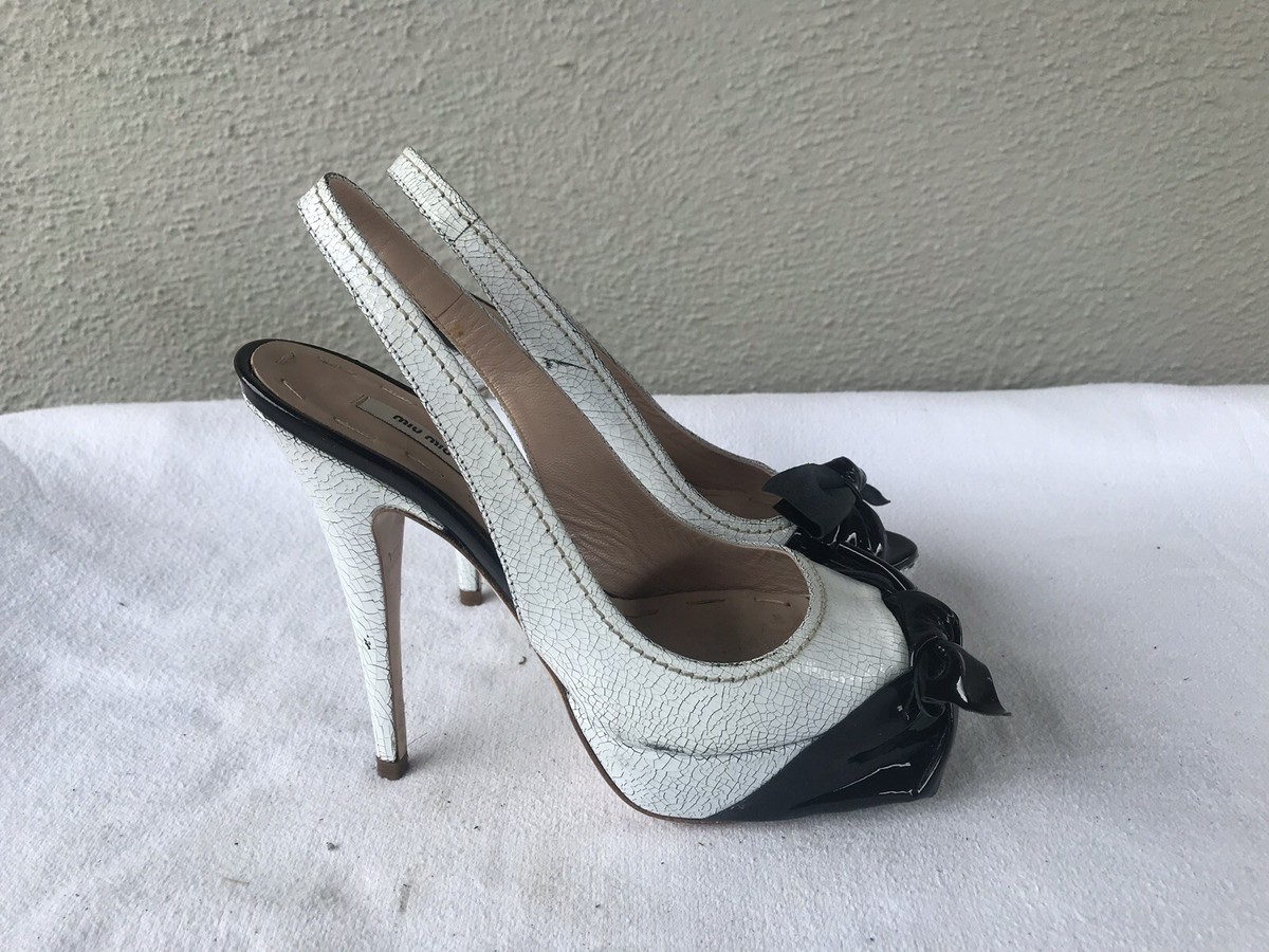 EUC MIU MIU Black White Leather Slingback 35 US Peep Toe Pumps B2