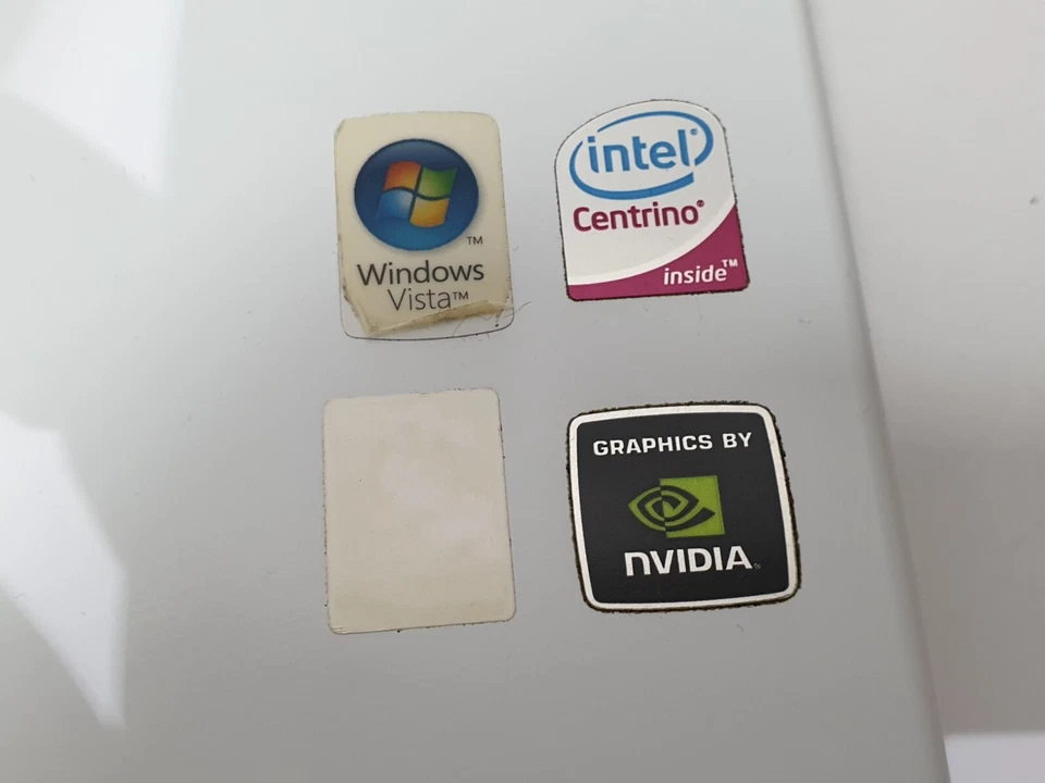 Fujitsu Siemens Amilo Windows XP Notebook 500GB 4GB Laptop 15.4" C2D with Game! - Image 4 of 4