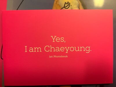 Yes,I am Chaeyoung. 2冊セット onceJAPAN限定 TWICE OFFICIAL SITE