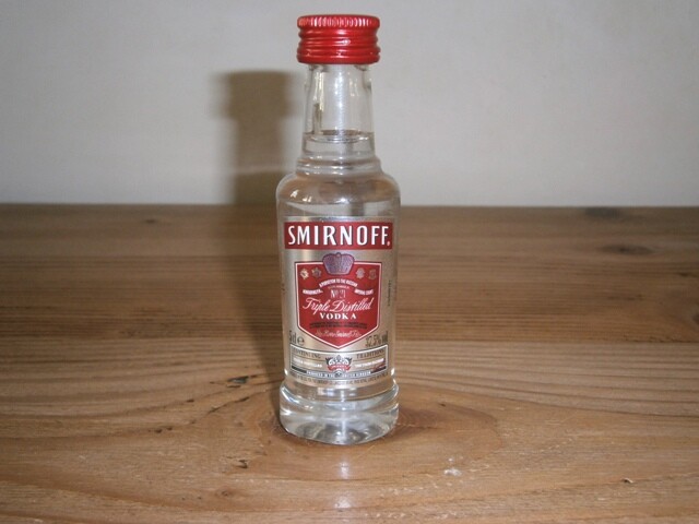 Confezione SMIRNOFF VODKA Mignon 12 pezzi 5 CL ML VOL 37.5%
