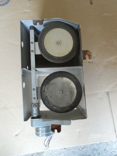 HP Agilent 6890 GC Dual Duct Oven Flapper Assembly G1530-60770 - Picture 4 of 6
