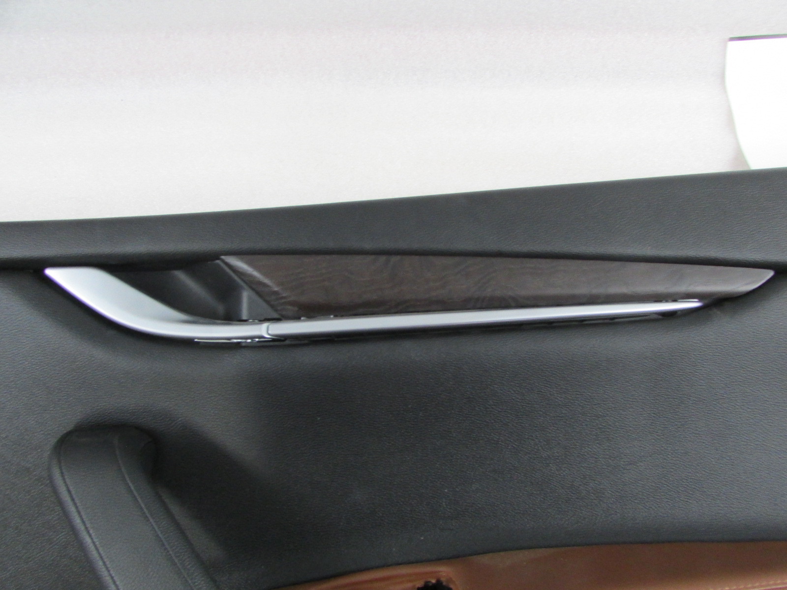 Maserati Ghibli, RH, Right Front Door Trim Panel, Brown/Black, Used