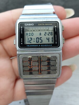 Vintage Casio Data Bank DBC-610 Watch Calculator Digital Quartz