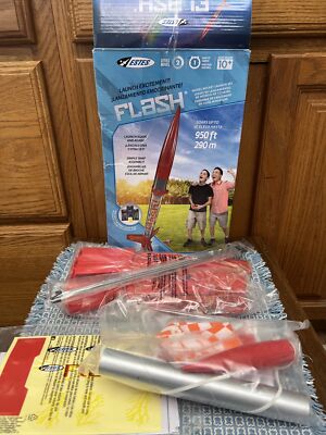 Hobby ESTES ROCKET Space FLASH MODEL New LAUNCH box red body pad control EST1478