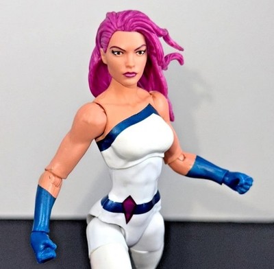 Marvel Legends Jessica Jones Jewel figure from Amazon Exclusive Defenders 4 pack