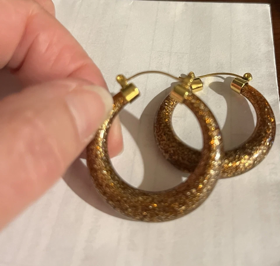 "Pendientes de aro Anthropologie, cobre y oro brillo 1 1/2"" diámetro" Foto 3 de 3