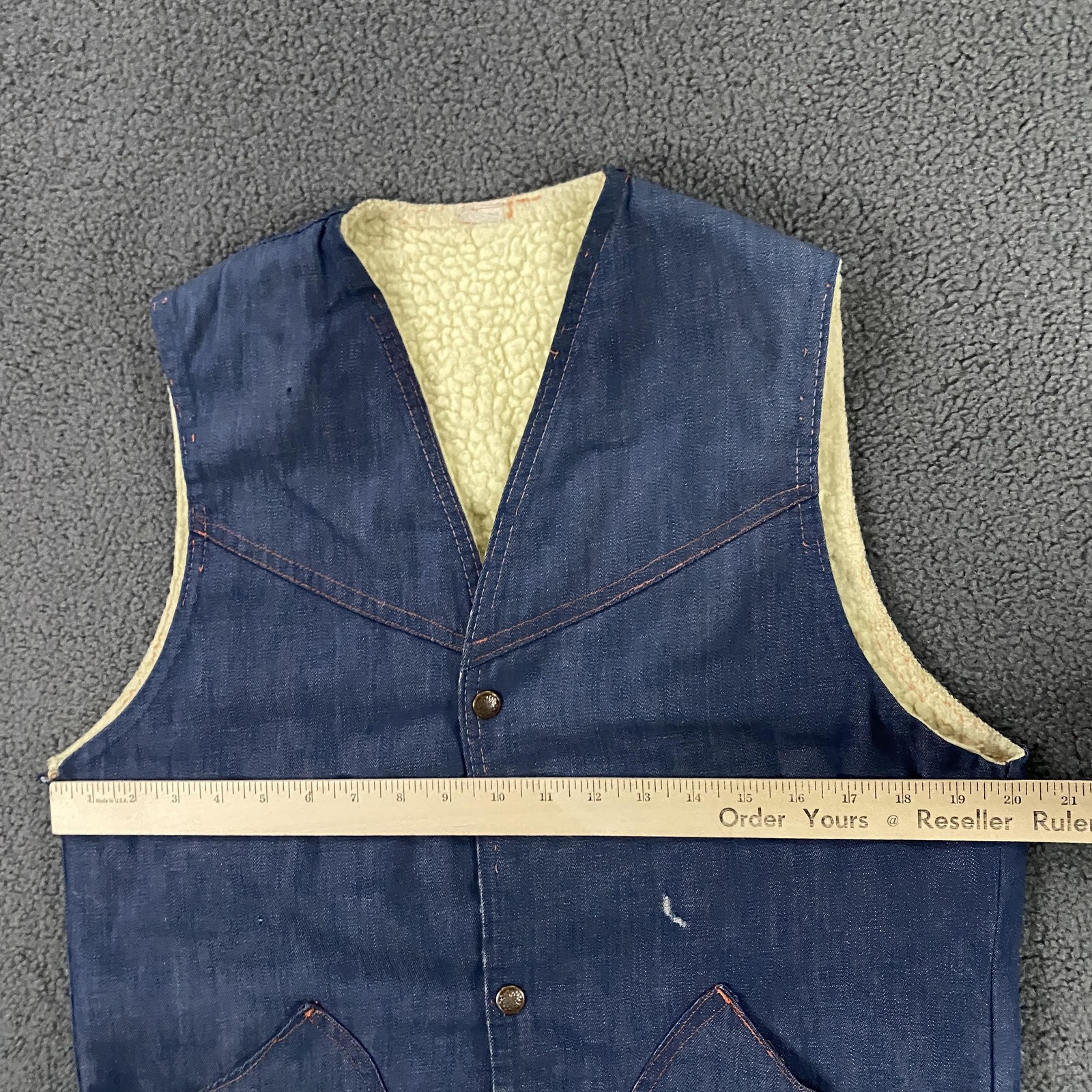 Vintage Sherpa Lined Denim Vest Mens Small Waistcoat Jean Western Workwear 70s