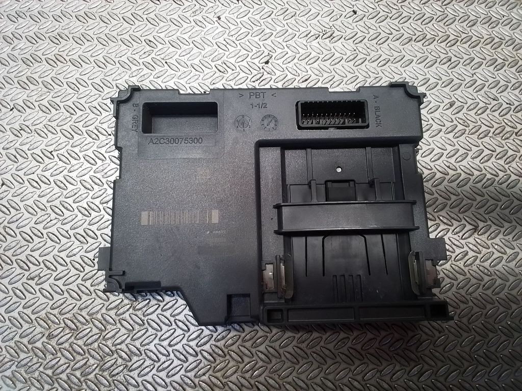Picture 1 of 3