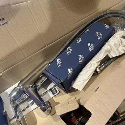  GROHE 3287500A Eurosmart Cosmopolitan Low-Arc Bathroom Faucet, StarLight Chrome