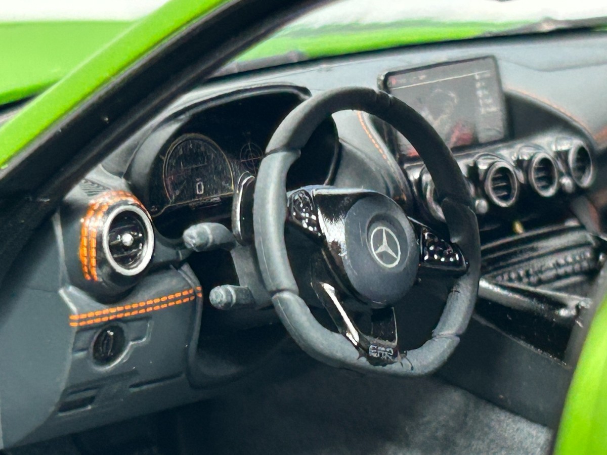 Xe Mô Hình Mercedes AMG GT BLACK SERIES 2021 Orange 1:18 - MINICHAMPS