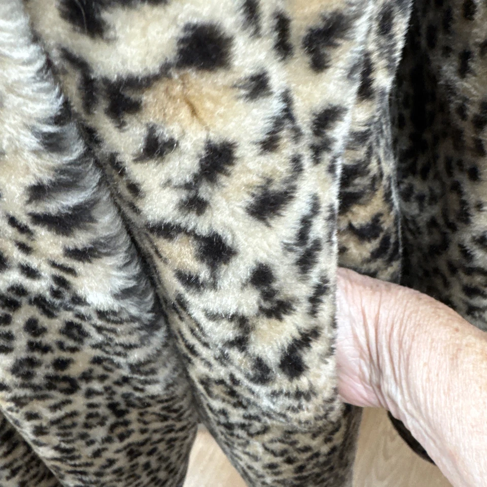 Vintage Monterey Fashions Leopard Print Mid Length Faux Fur Coat Women's Sz LG - Image 4 of 4