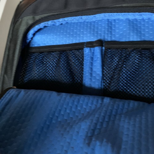 REI Messenger Bag Tablet Holder 10 Inch - Picture 4 of 8