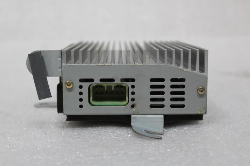 1990 1991 1992 LEXUS LS400 AUDIO AMPLIFIER NAKAMICHI 86280-50020