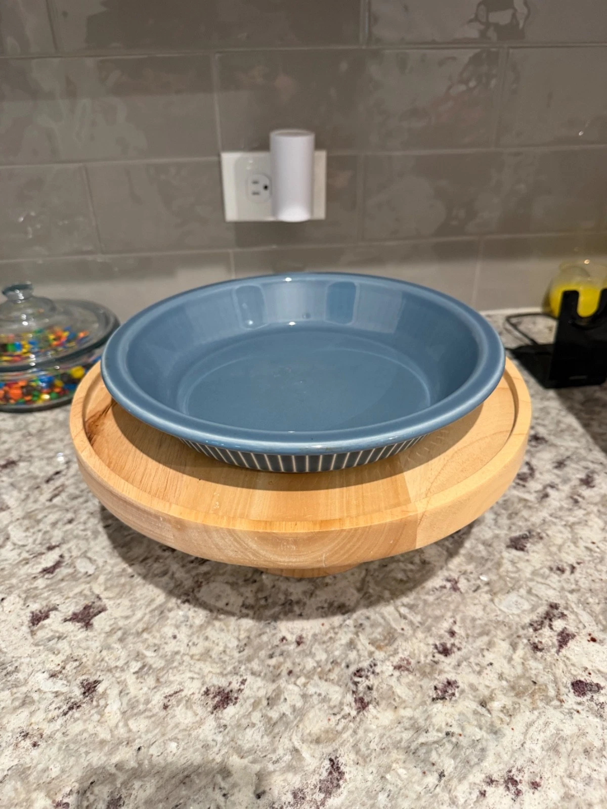 PFALTZGRAFF ovenware 10.5 diameter USA, deep dish blue stoneware pie pan