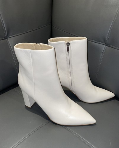 Marc Fisher Bone beige 3in block heel 