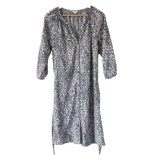 green emerald velvet dress Engineered Knit Dress V-Neck Style 220B11 BW Black/White / Large