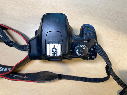 Canon EOS 1000D DSLR BODY NO POWER! - Picture 2 of 4