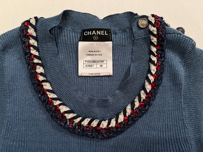 Auth. CHANEL '13 P Blue Ribbed Knit CC Buttons Tweed Ribbon Trim Top Sweater 36